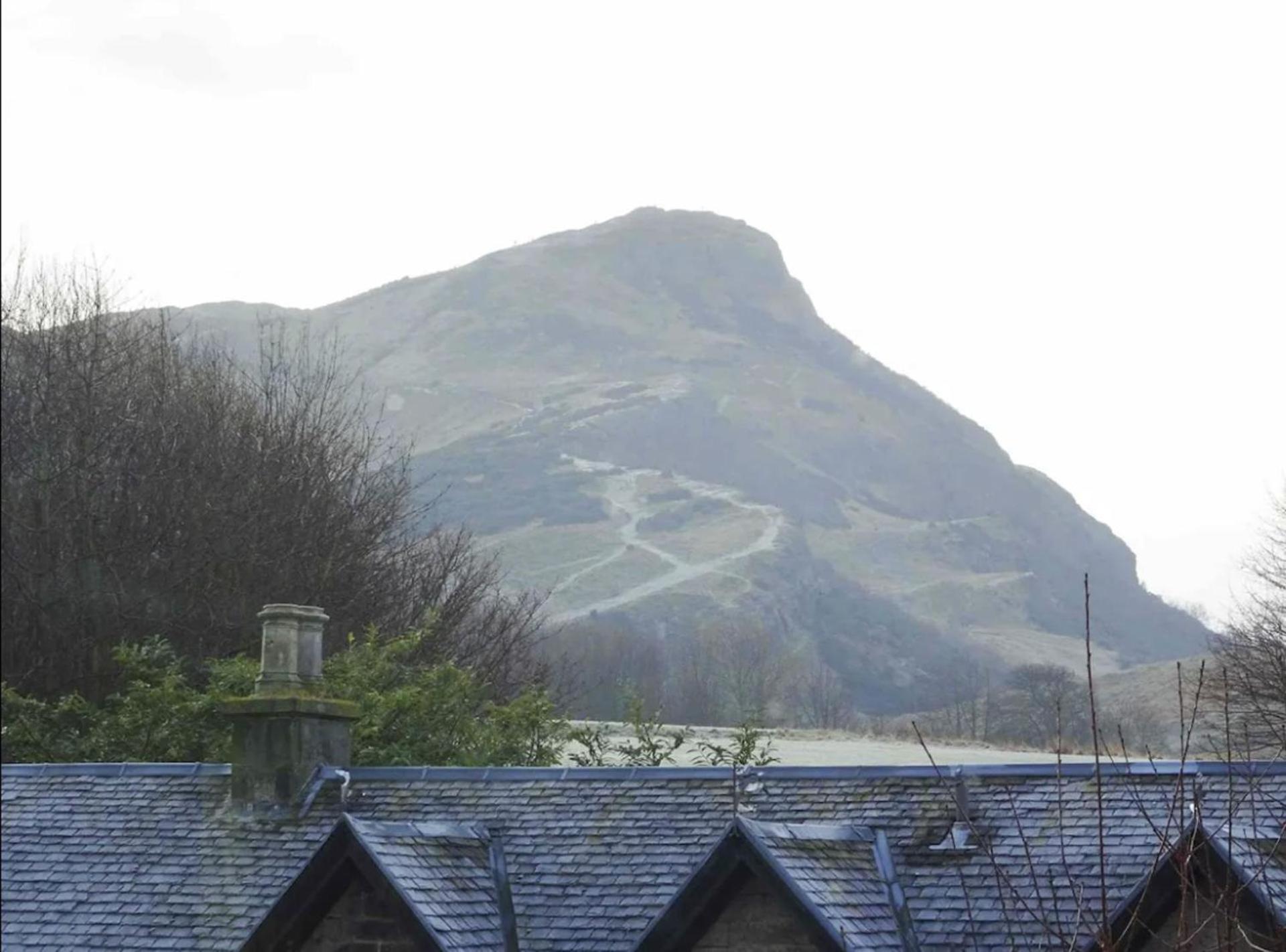 Edinburgh Stunning View Apartment 2 Bedrooms エクステリア 写真